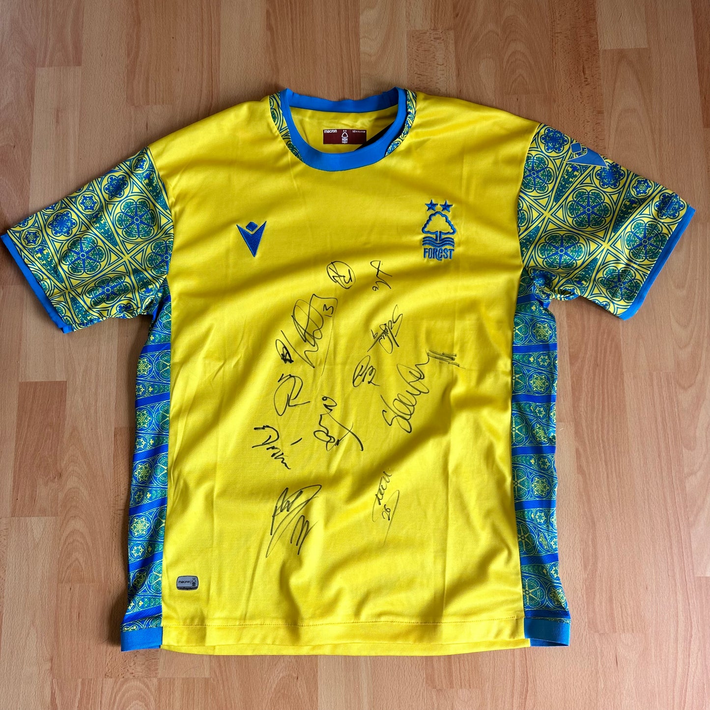 Squad Signed Nottingham Forest Away Shirt 2022/23 - Replica Shirt - 10+ Signatures